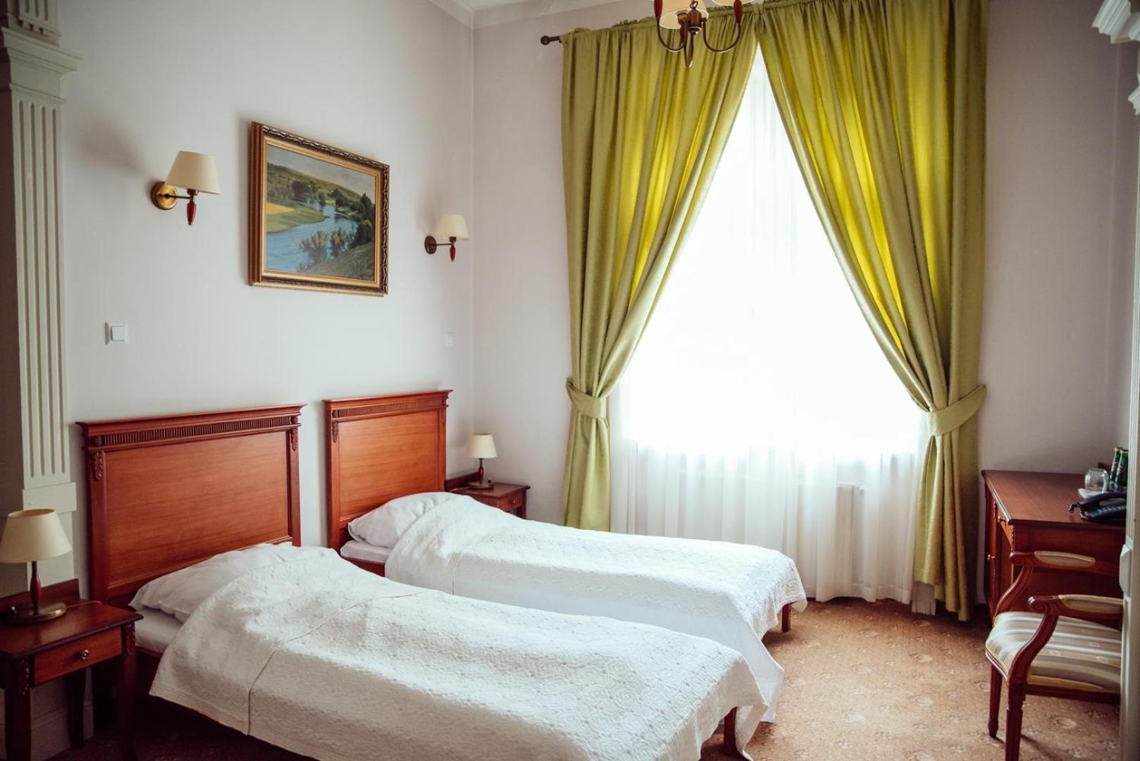 Zespol Palacowo-Parkowy W Ostromecku Ostromecko Exteriér fotografie