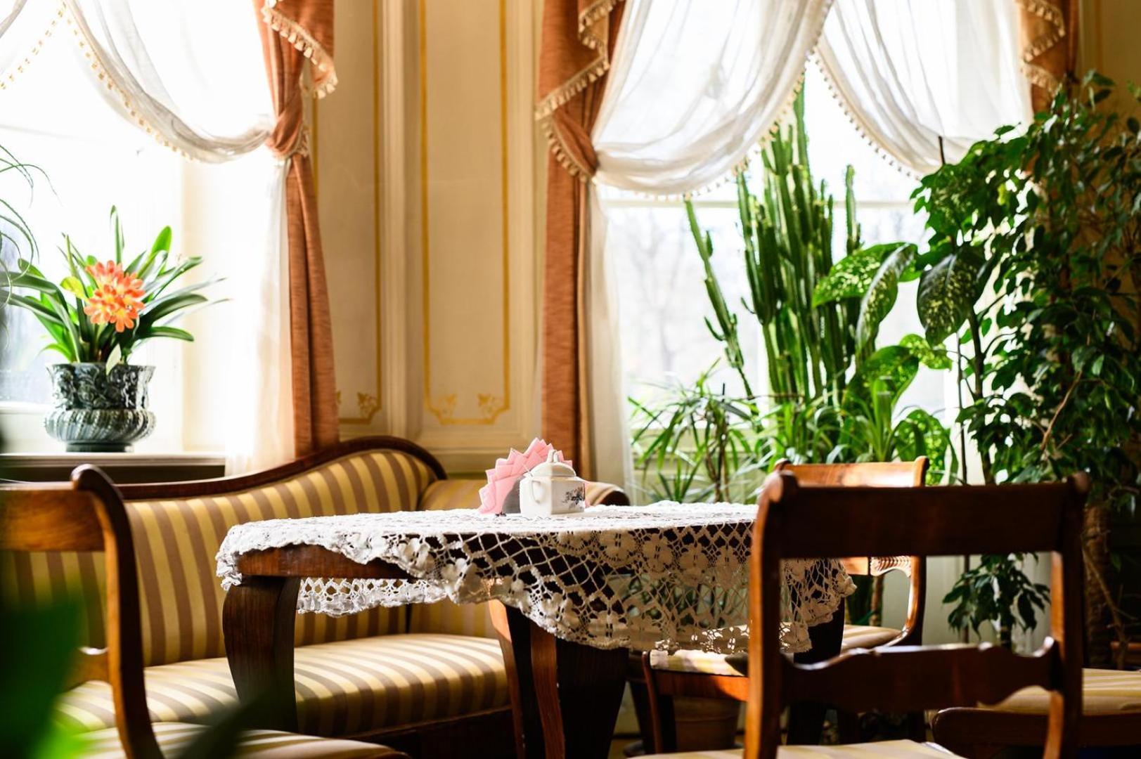 Zespol Palacowo-Parkowy W Ostromecku Ostromecko Exteriér fotografie