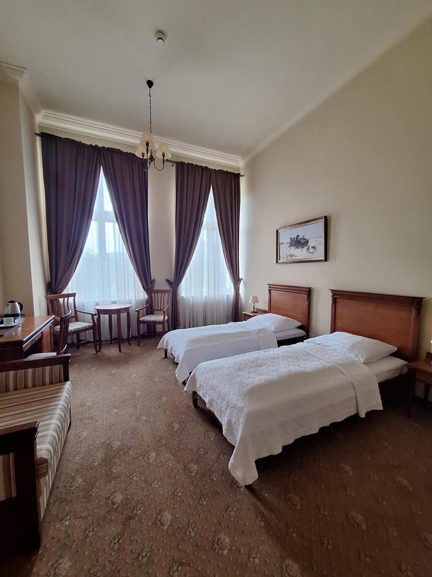 Zespol Palacowo-Parkowy W Ostromecku Ostromecko Exteriér fotografie